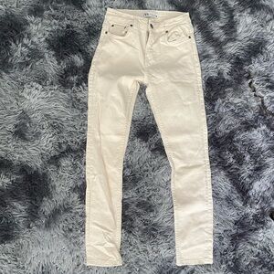 Zara cream colored denim size 2